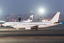 Boeing 737-566