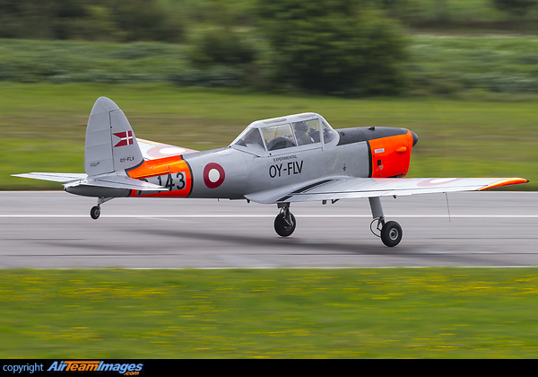 DHC-1 Chipmunk Mk22 DHC-1 Chipmunk Mk22