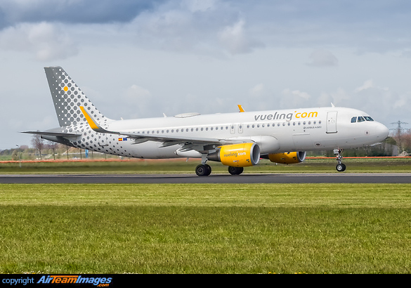 Airbus A320-214 Airbus A320-214