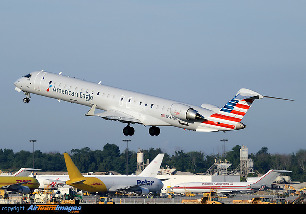 Bombardier CRJ-900LR Bombardier CRJ-900LR