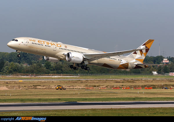 Boeing 787-9 Dreamliner Boeing 787-9 Dreamliner