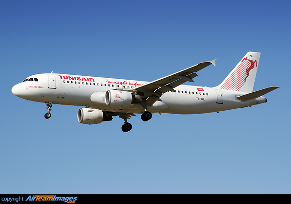 Airbus A320-211 Airbus A320-211