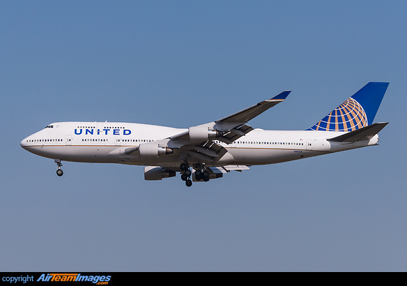 Boeing 747-422 Boeing 747-422