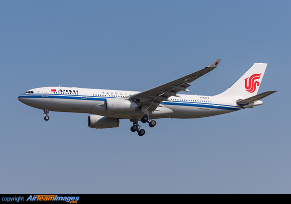 Airbus A330-243 Airbus A330-243
