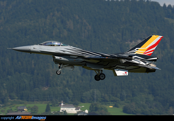 F-16AM Fighting Falcon F-16AM Fighting Falcon