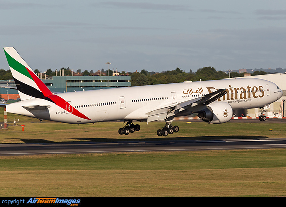 Boeing 777-31H/ER Boeing 777-31H/ER