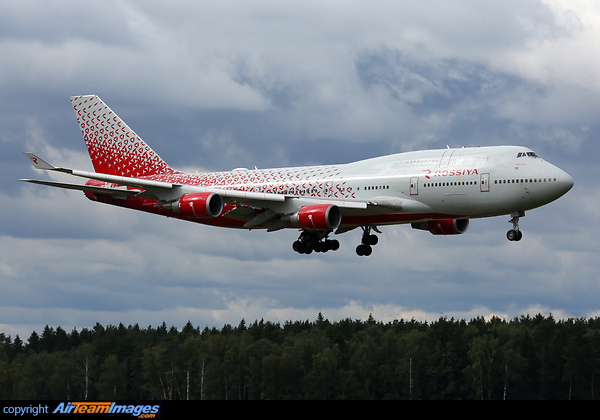 Boeing 747-446 Boeing 747-446