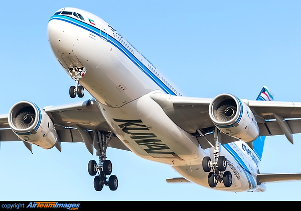 Airbus A330-243 Airbus A330-243