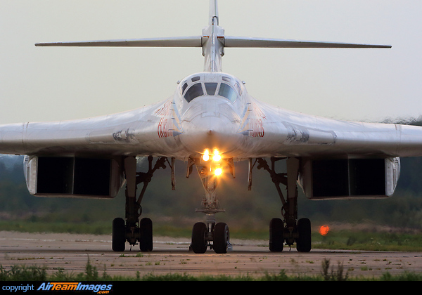 Tupolev Tu-160 Tupolev Tu-160