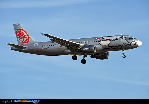 Airbus A320-214 Airbus A320-214