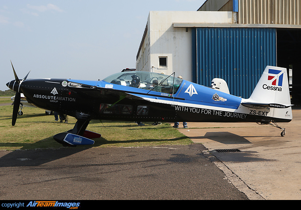 Extra EA-300 Extra EA-300