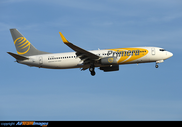Boeing 737-8Q8 Boeing 737-8Q8