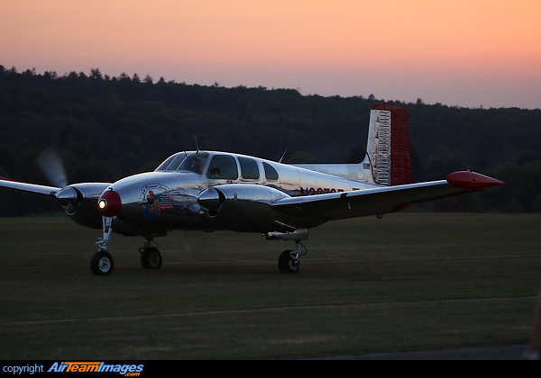 Beechcraft 50 Twin Bonanza Beechcraft 50 Twin Bonanza