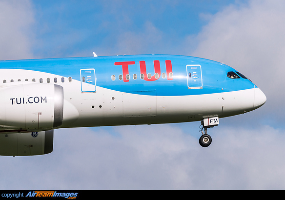 Boeing 787-8 Dreamliner Boeing 787-8 Dreamliner
