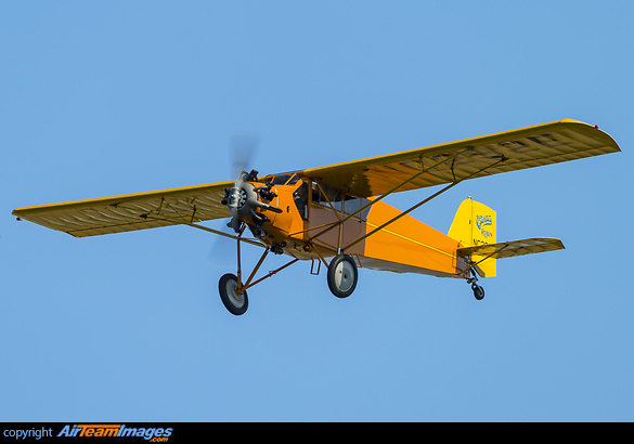 Curtiss-Wright Robin J-1 Curtiss-Wright Robin J-1