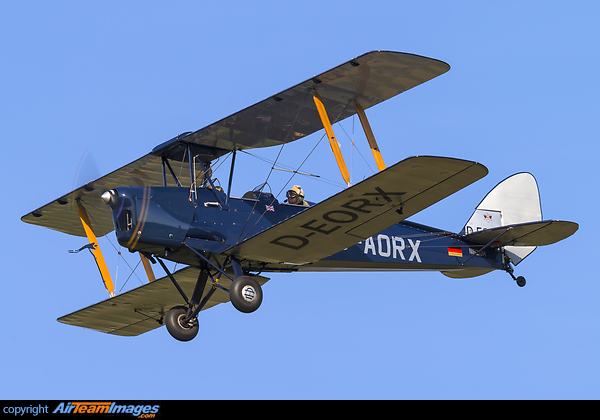 DH-82A Tiger Moth DH-82A Tiger Moth