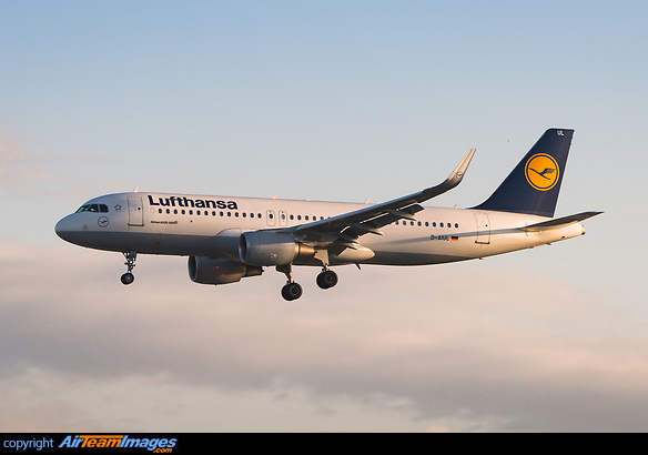 Airbus A320-214 Airbus A320-214