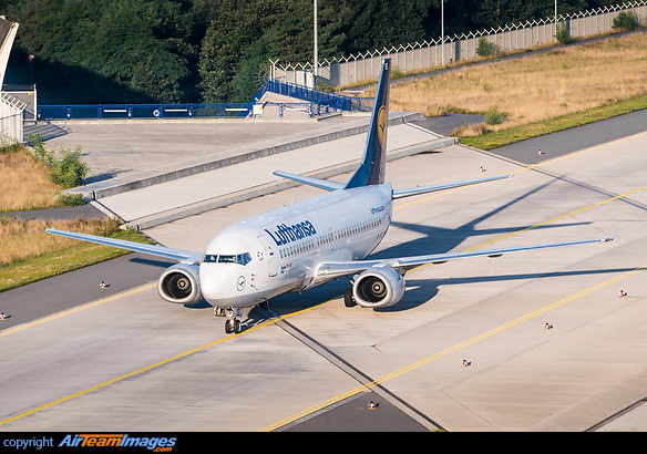 Boeing 737-330 Boeing 737-330