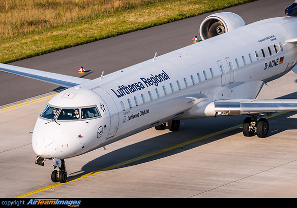 Bombardier CRJ-900NextGen Bombardier CRJ-900NextGen