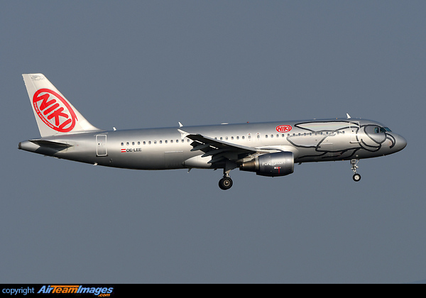 Airbus A320-214 Airbus A320-214