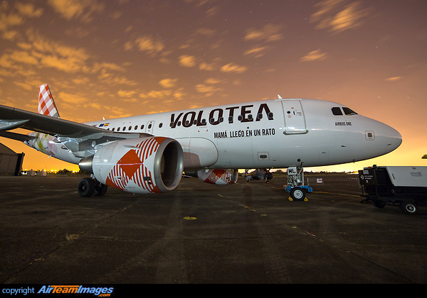 Airbus A319-111 Airbus A319-111