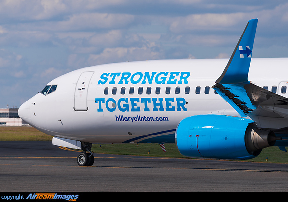 Hillary Clinton made a stop in Charlotte during her presidential campaign. Boeing 737-86J