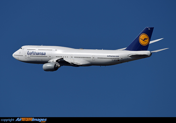 Boeing 747-830 Boeing 747-830