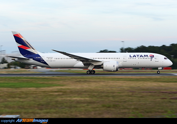 Boeing 787-9 Dreamliner Boeing 787-9 Dreamliner