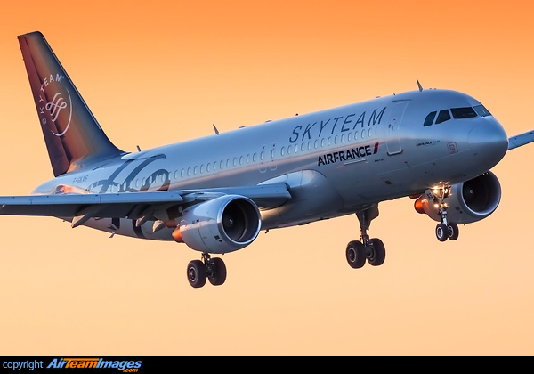 Airbus A320-214 Airbus A320-214