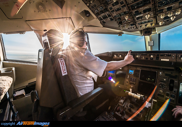 Boeing 757-223 Boeing 757-223