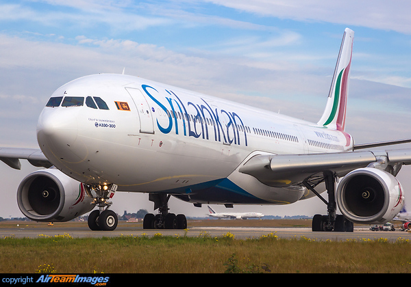Airbus A330-343X Airbus A330-343X