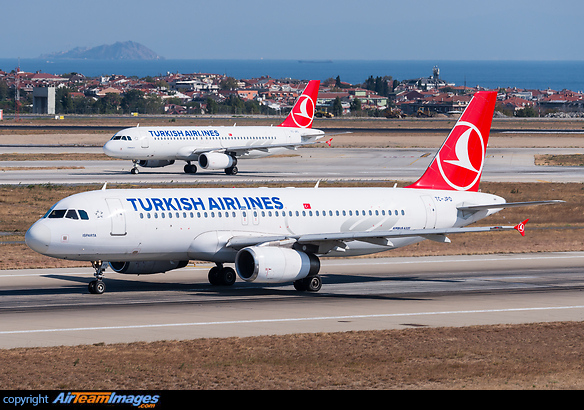 Airbus A320-232 Airbus A320-232