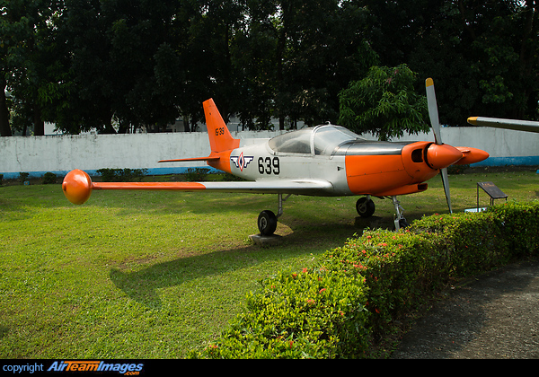 SIAI Marchetti SF-260 SIAI Marchetti SF-260