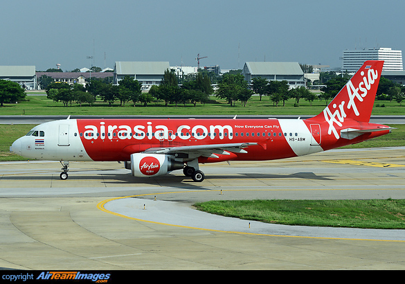 Airbus A320-216 Airbus A320-216