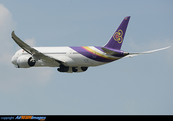 Boeing 787-8 Dreamliner Boeing 787-8 Dreamliner