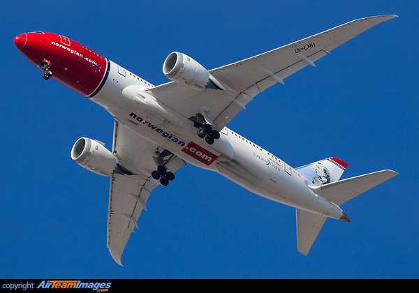Boeing 787-8 Dreamliner Boeing 787-8 Dreamliner