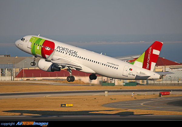 Airbus A320-214 Airbus A320-214