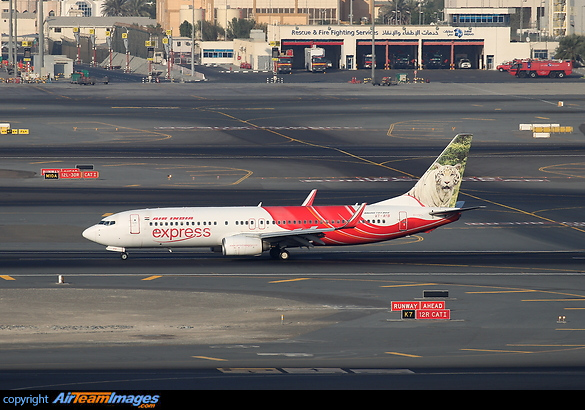 Boeing 737-8HG Boeing 737-8HG