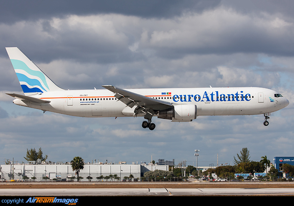 Boeing 767-36N/ER Boeing 767-36N/ER