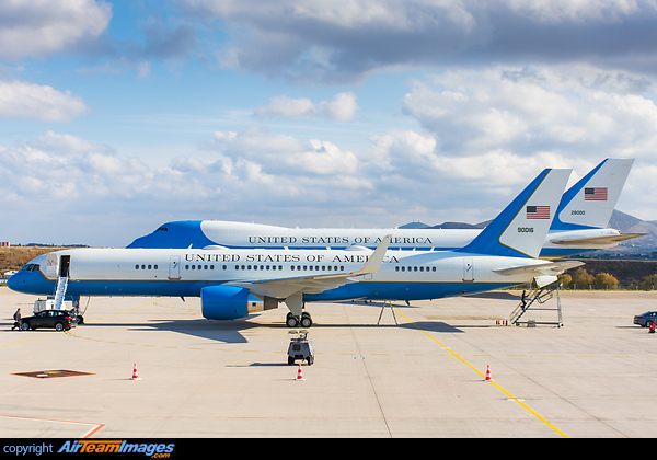 Boeing 757-2G4 VC-32 Boeing 757-2G4 VC-32