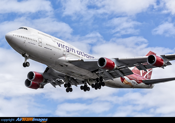 Boeing 747-4Q8 Boeing 747-4Q8