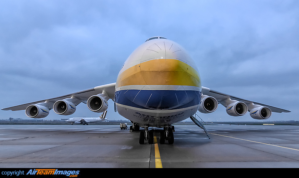 Antonov An-225 Mriya Antonov An-225 Mriya