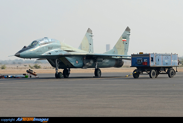 Mikoyan Gurevich MiG-29UB Mikoyan Gurevich MiG-29UB