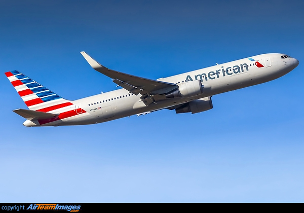 Boeing 767-323/ER Boeing 767-323/ER
