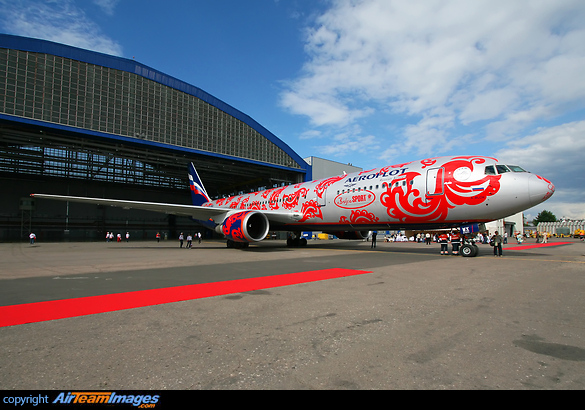 Boeing 767-306/ER Boeing 767-306/ER