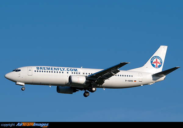 Boeing 737-46J Boeing 737-46J