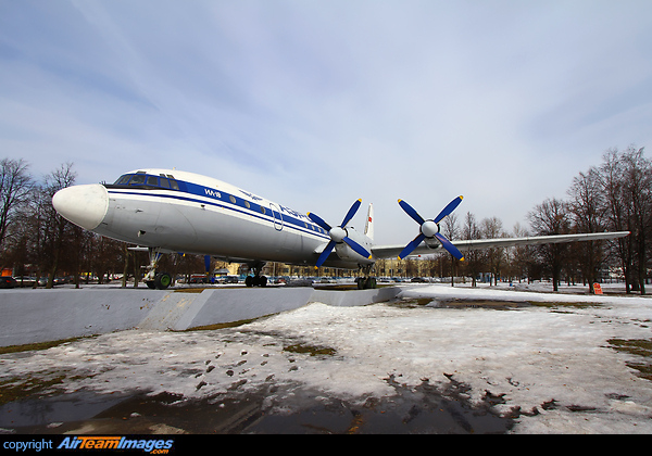 Ilyushin Il-18 Ilyushin Il-18