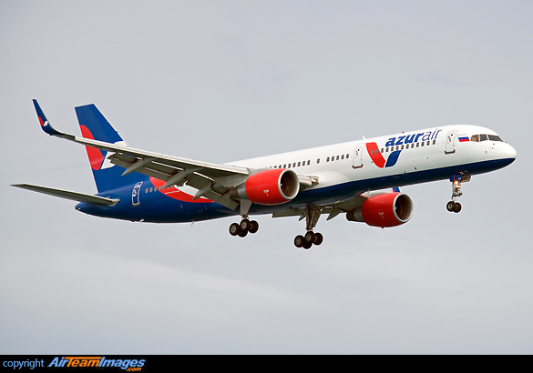 Azur Air Approaching runway 09 at Phuket International Airport Boeing 757-2Q8
