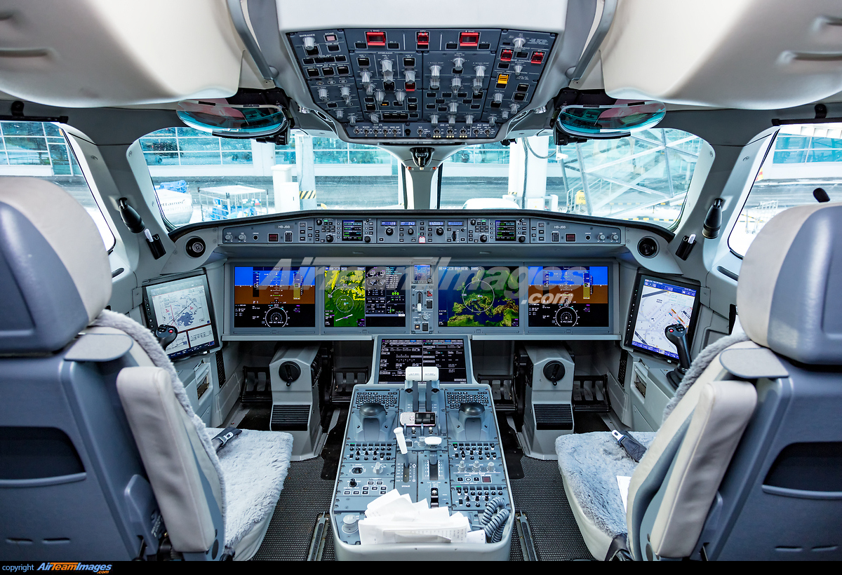 Airbus a220 100 large preview airteamimages