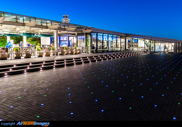 Viewing terrace of Domestic Terminal 2 (ANA terminal). Tokyo Haneda Viewing Area